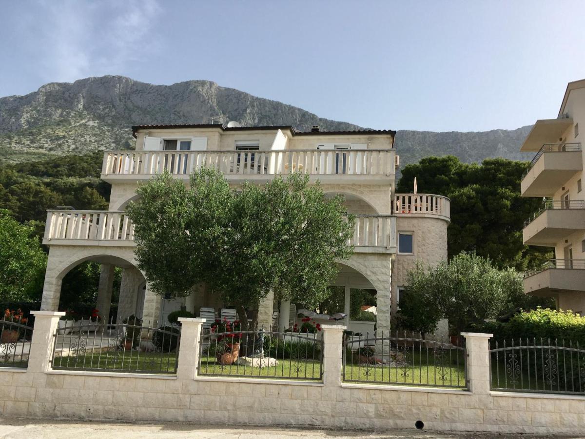 Villakamena Drvenik  Exterior foto